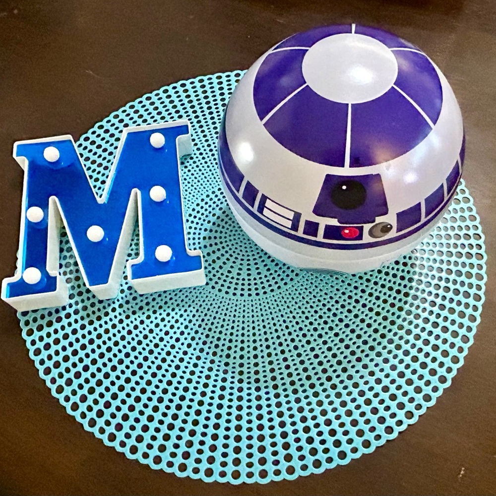 Star Wars R2-D2 Tin Spherical Storage container,